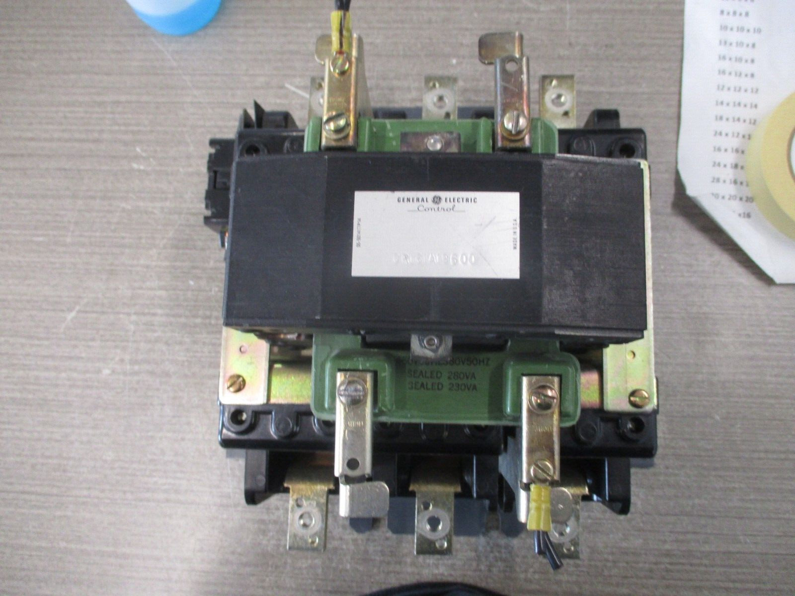 GE Contactor CR161A19600 460V Coil 3P Used