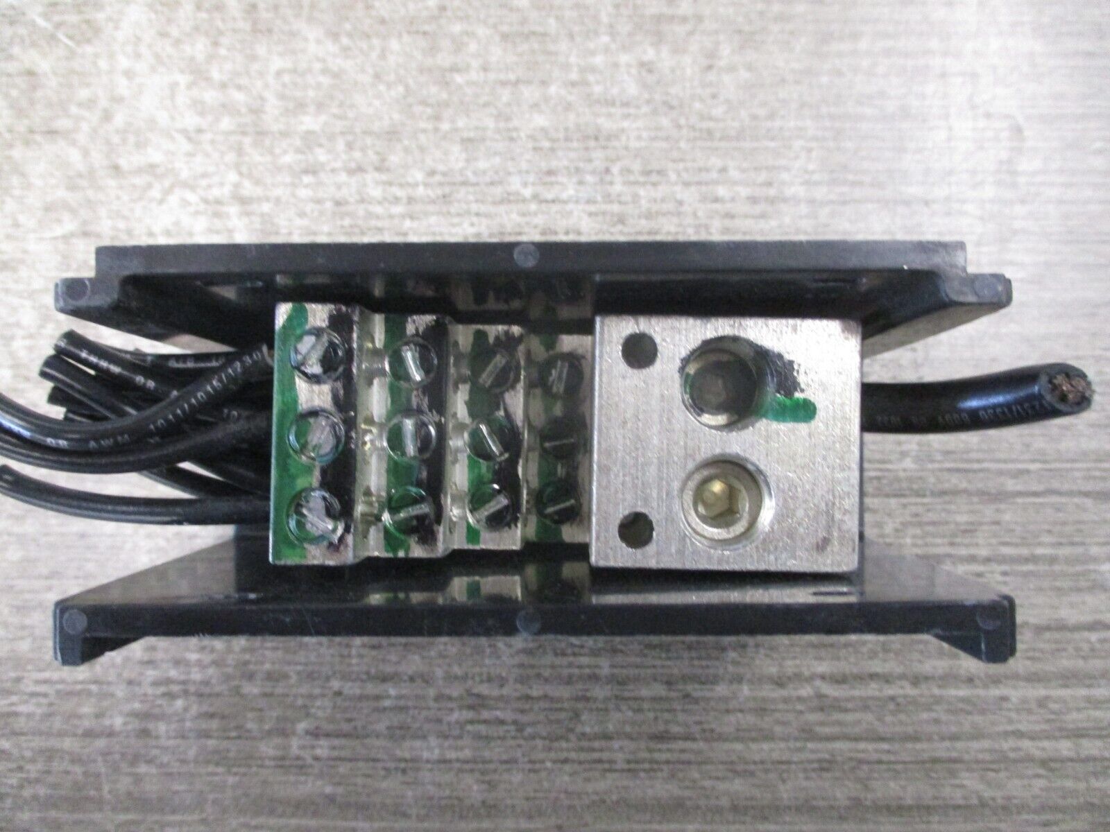 Brumall Power Distribution Block AM-K2-H12 600V 1P Line: 2/0-14 Load: 4-14 Used