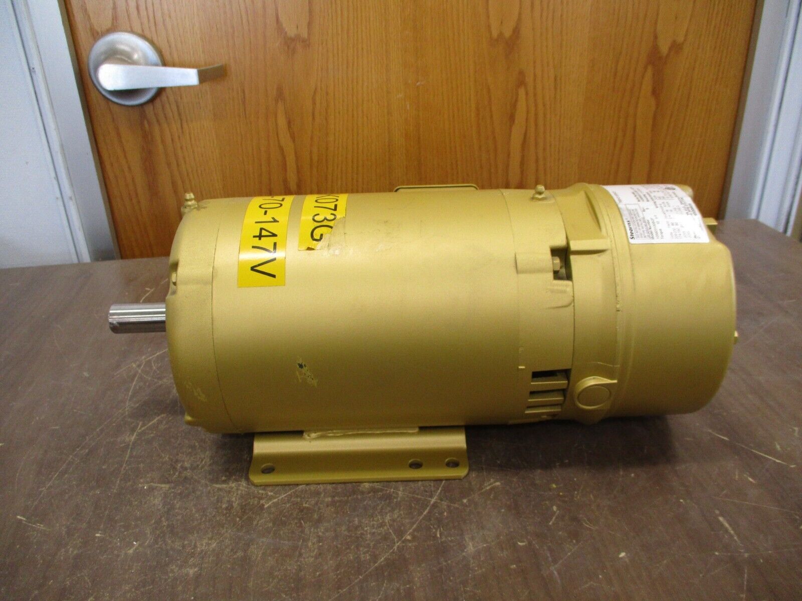 Baldor AC Motor w/ Brake EBM3157T 2HP 1800RPM 230/460V 5.8/2.9A 3Ph 60Hz Used
