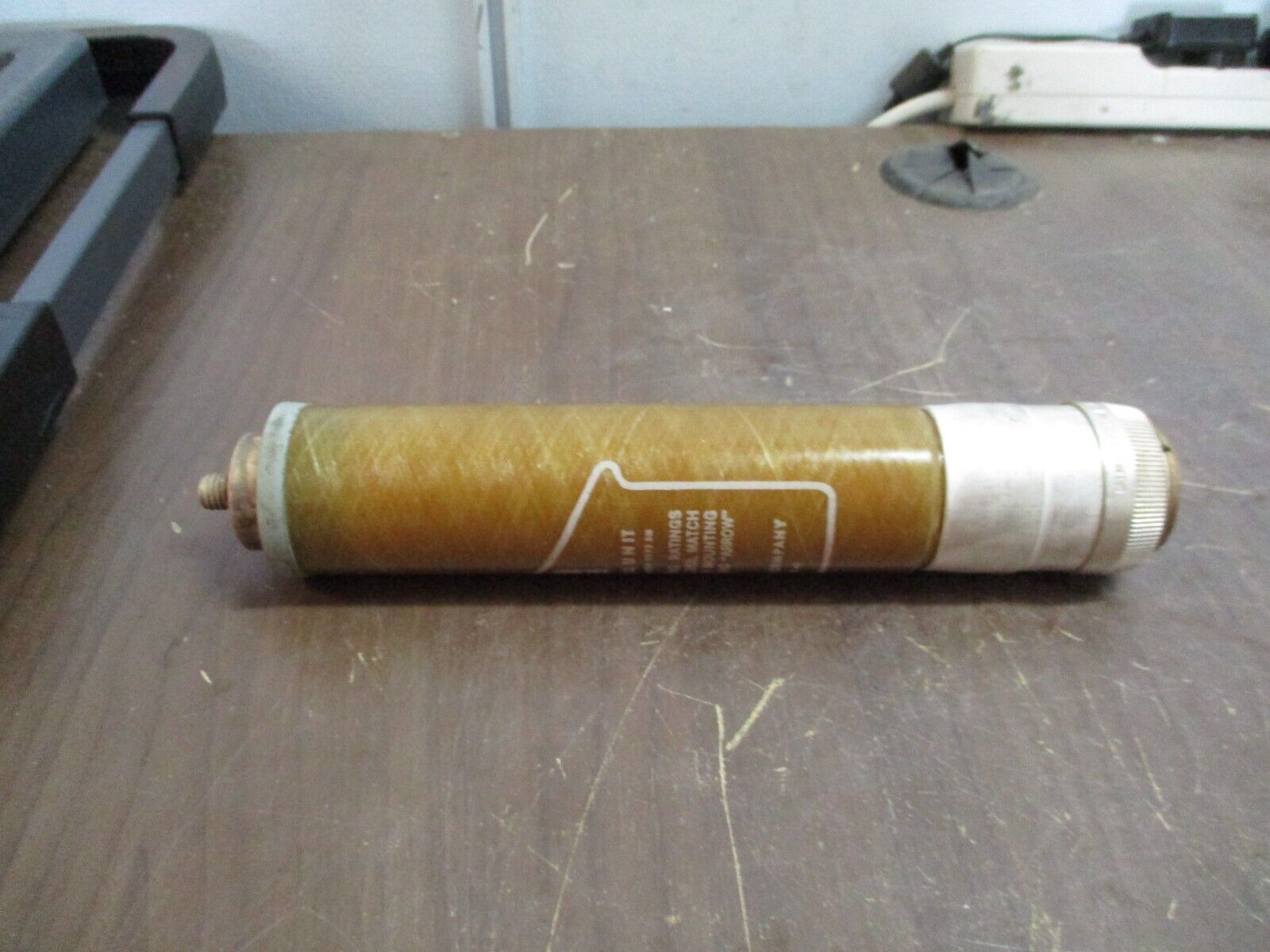 S&C SM-5 Fuse Refill Unit 132200-R4 125E 14.4kV Used