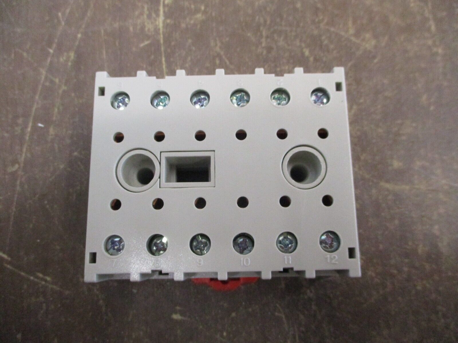 Struthers-Dunn Relay Socket 27390D New Surplus