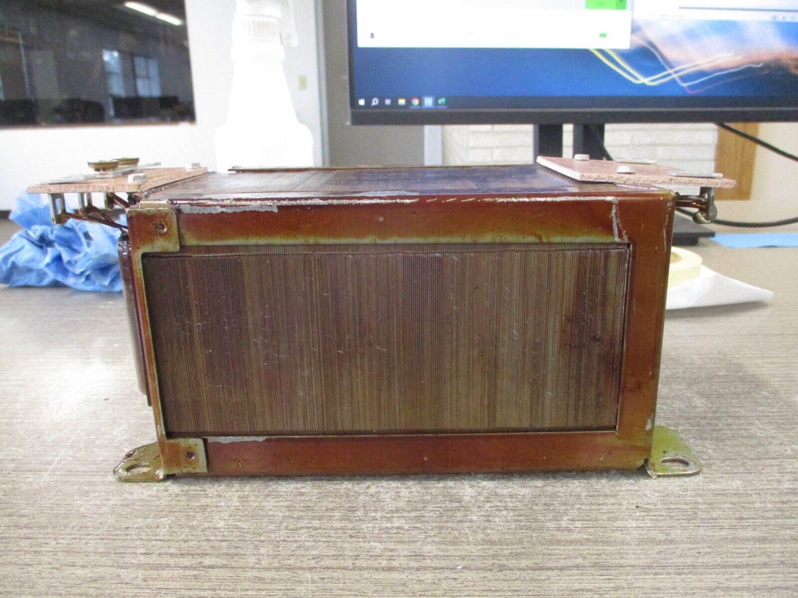 GE Transformer 9T55Y54 2kVA Pri: 230/460V Sec: 115V 60Hz