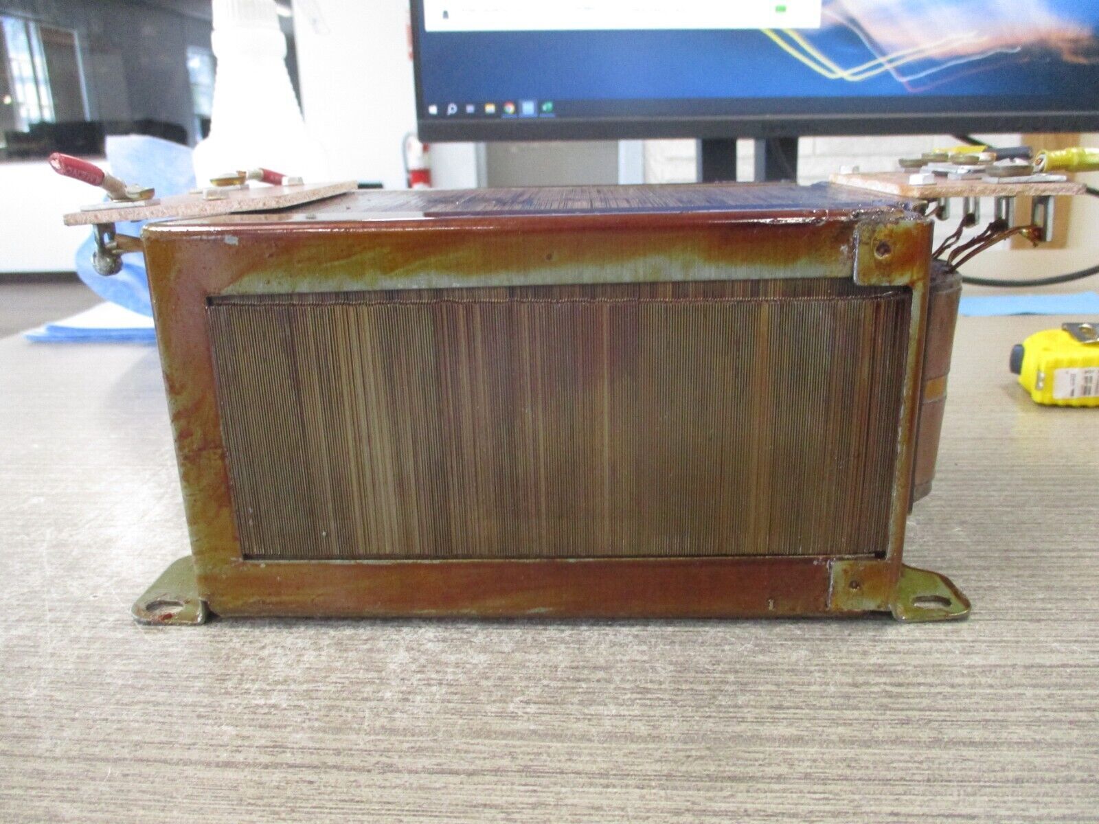 GE Transformer 9T55Y54 2kVA Pri: 230/460V Sec: 115V 60Hz