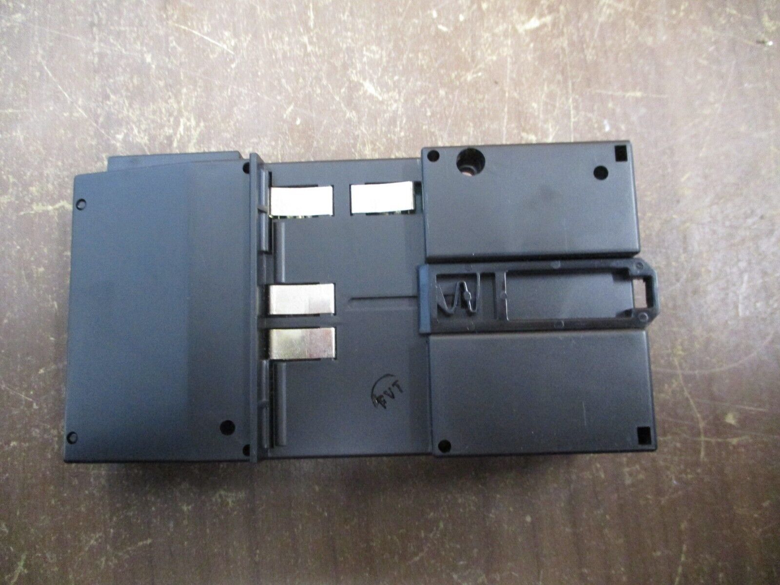 GE Fanuc I/O Carrier IC200CHS003M Connector Style Used