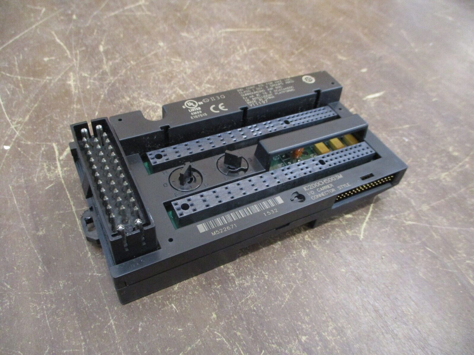 GE Fanuc I/O Carrier IC200CHS003M Connector Style Used