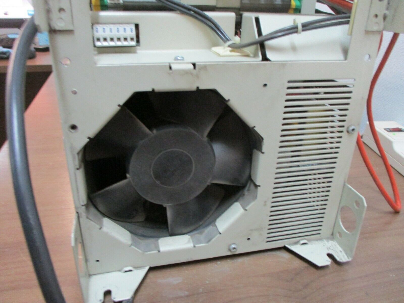 Square D AC Drive ATV66D46N4 40HP 3Ph *No Cover* w/Keypad Used