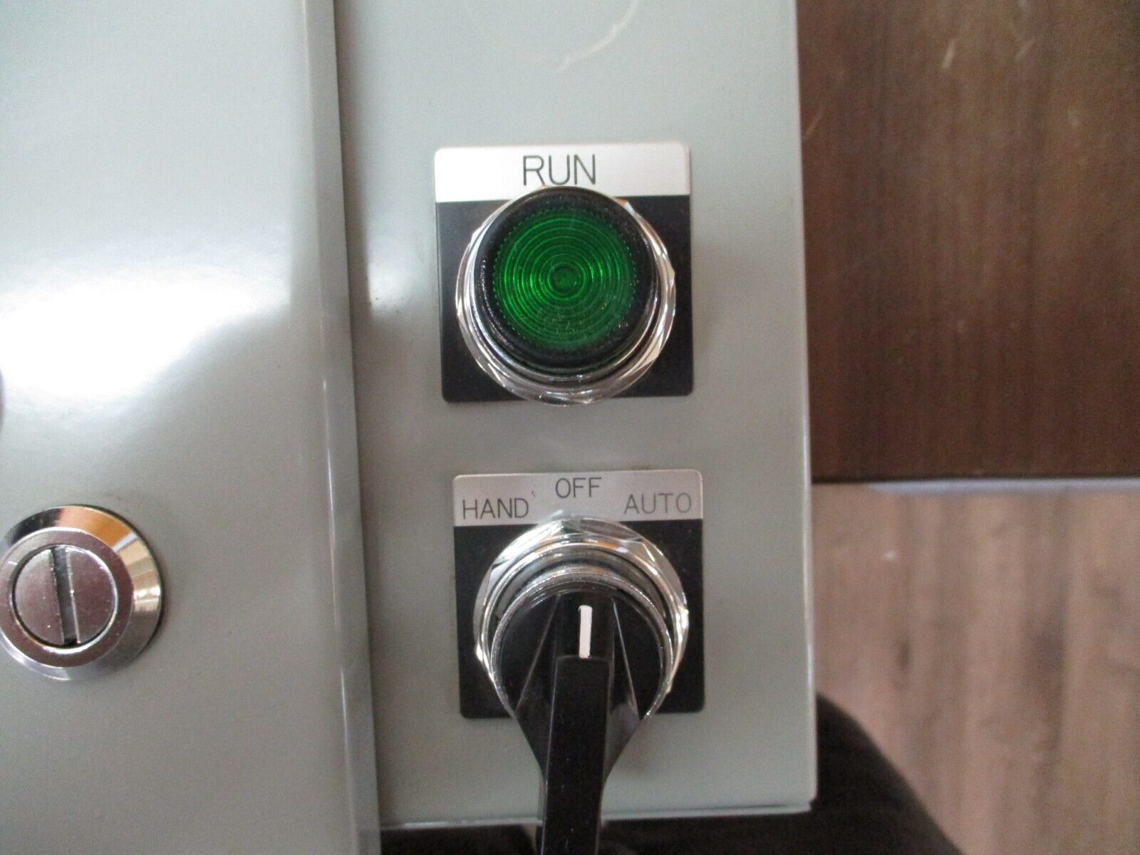 Eaton Size 0 Combination ECN1601AHB 120V Coil Type 1 Enclosure New Surplus