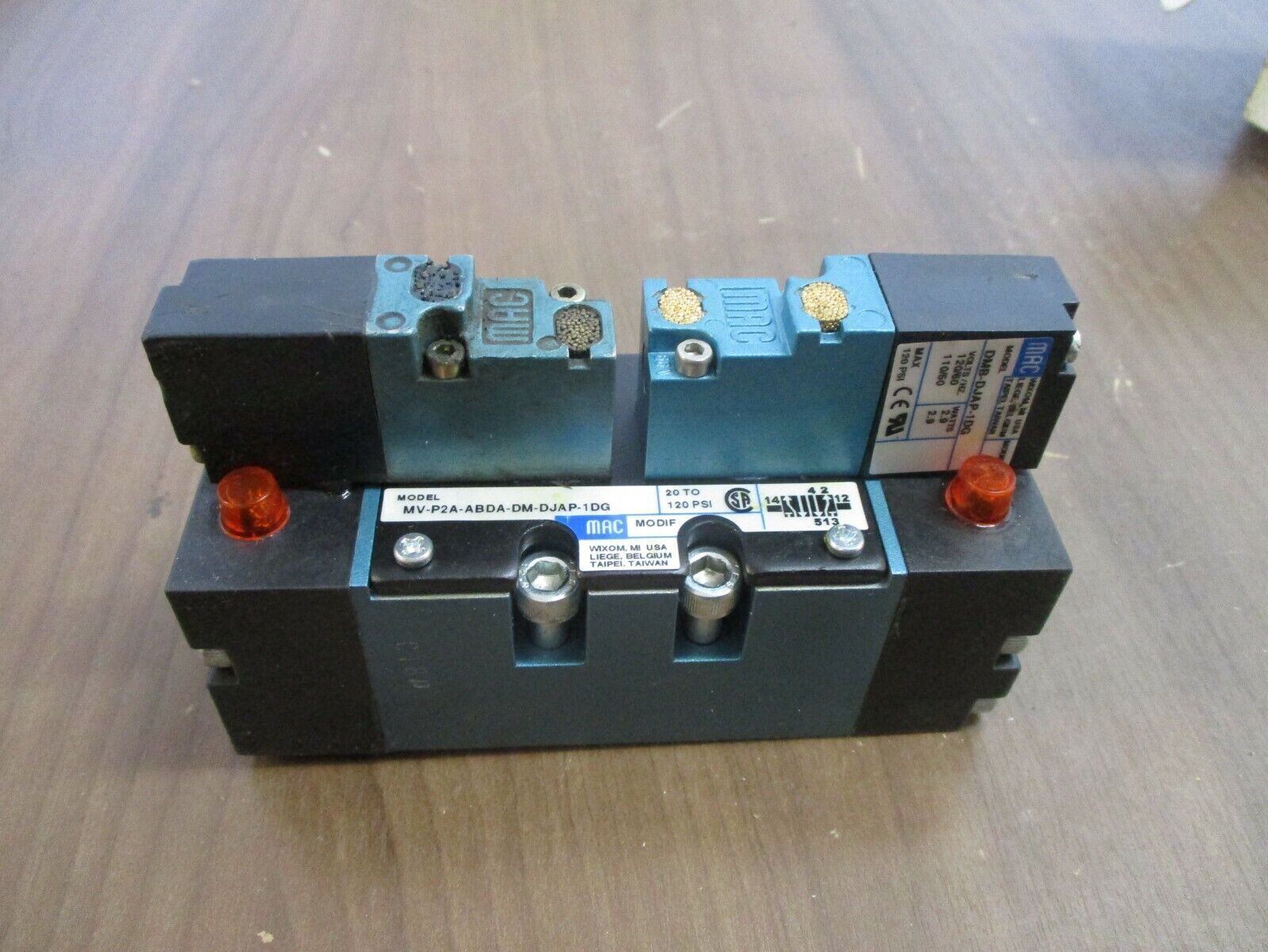 MAC Solenoid Valve MV-P2A-ABDA-DM-DJAP-1DG New Surplus