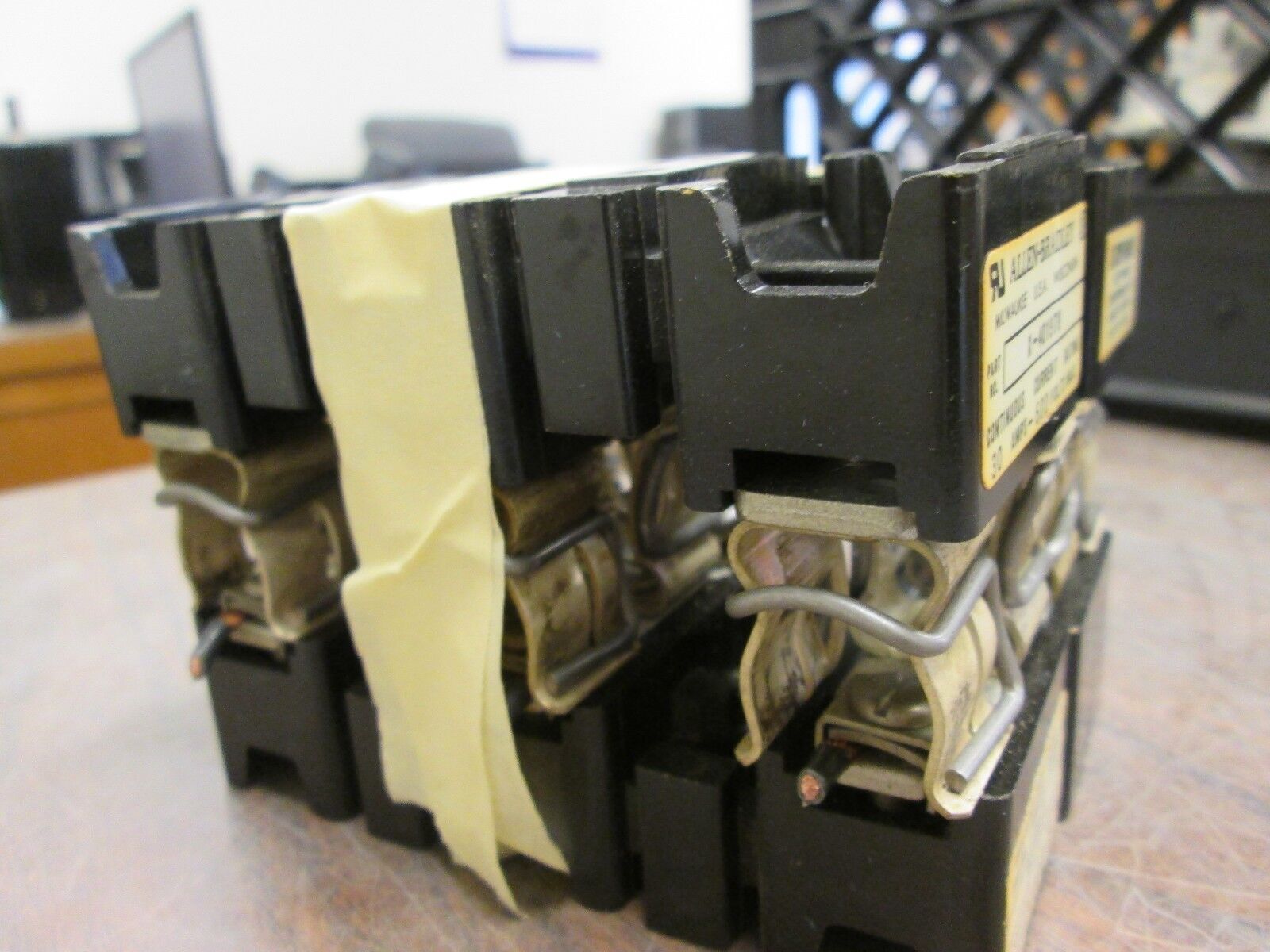 Allen-Bradley Fuse Holder X-401978 600V 30A *Lot of 2 sets* Used