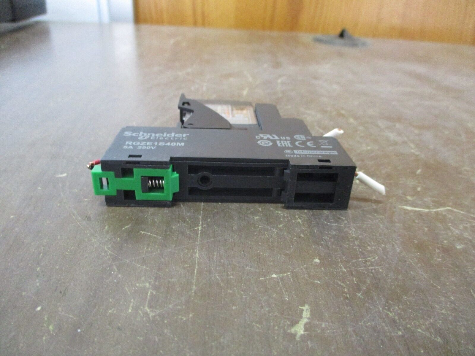 Schneider Electric Relay RXG22B7 24V Coil w/ Base Used