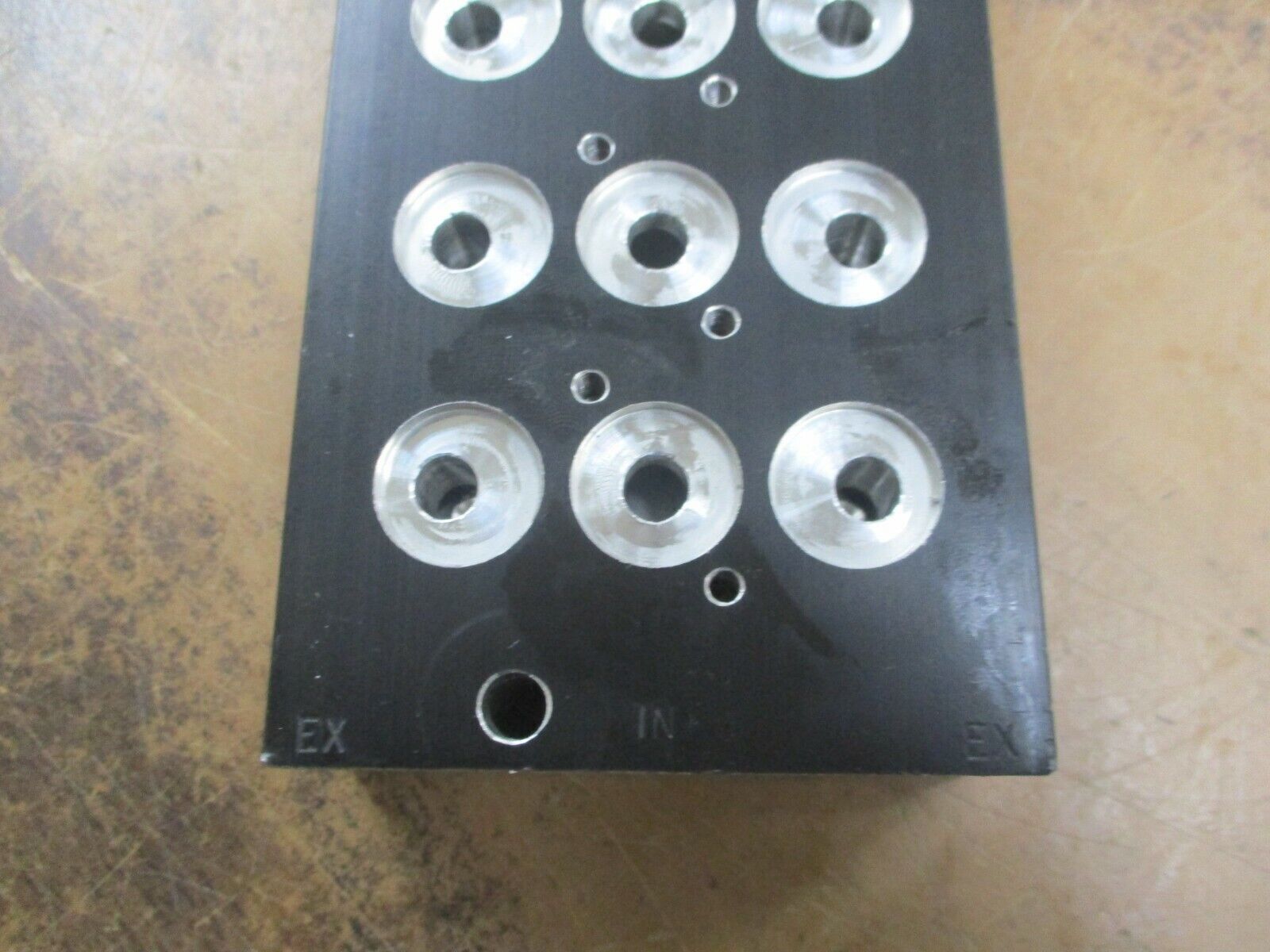 MAC Circuit Bar 36-Port Used