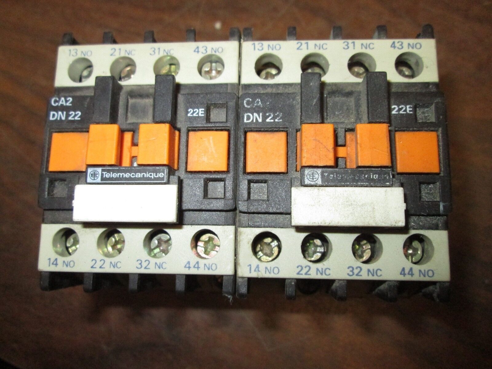 Telemecanique Contactor CA2 DN 22 120V Coil 10A 600V Lot of 2 Used