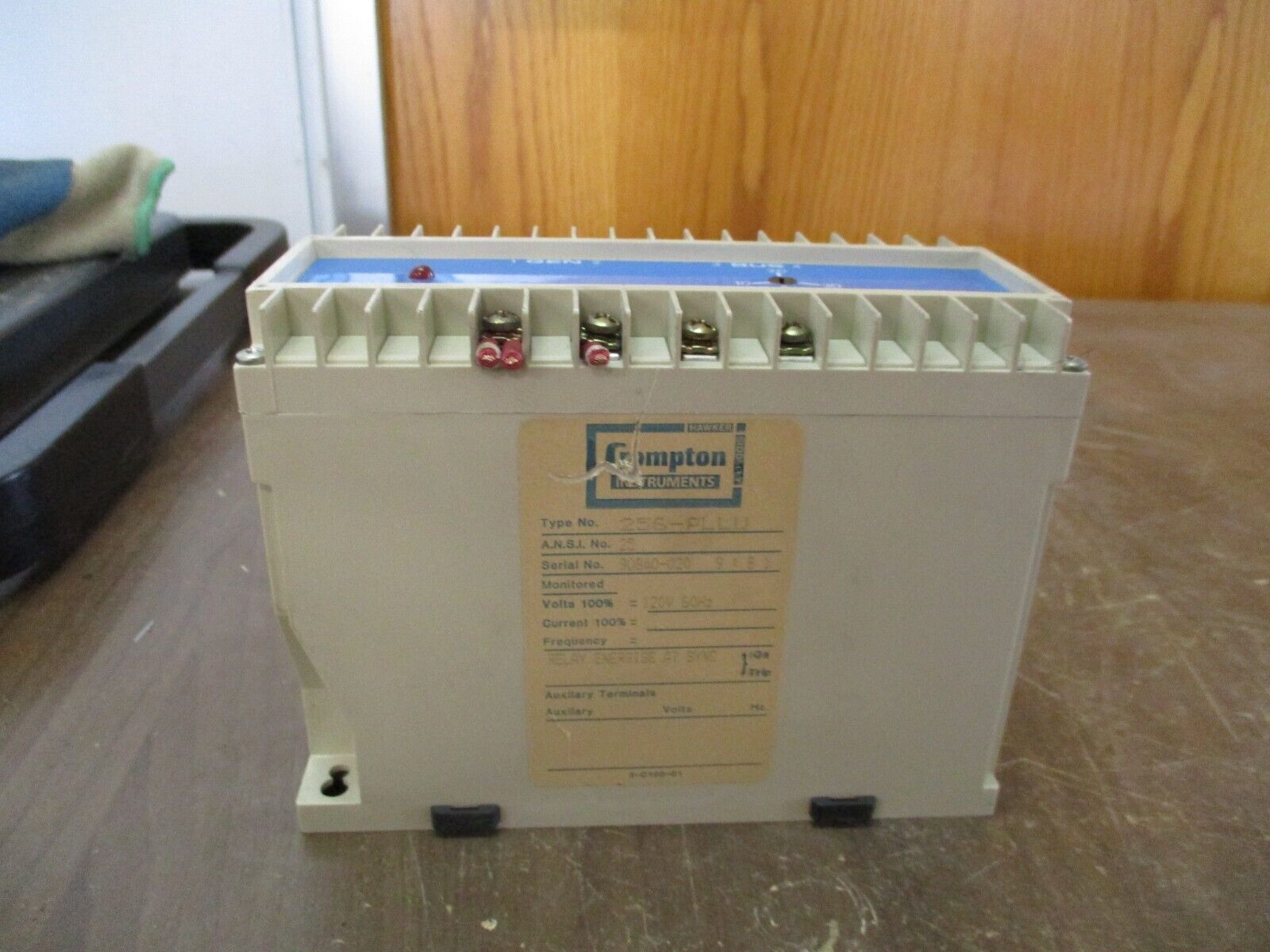 Crompton Protector Relay 256-PLLU-PQBX 120V 60Hz Used