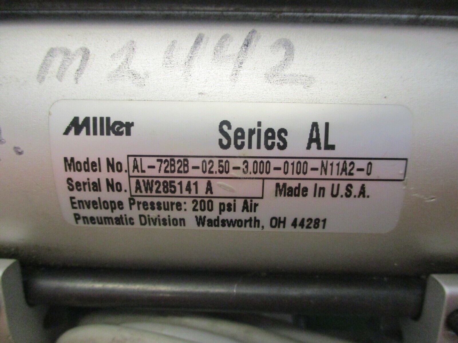 Miller Series AL Air Cylinder AL-72B2B-02.50-3.000-0100-N11A2-0 200PSI Used