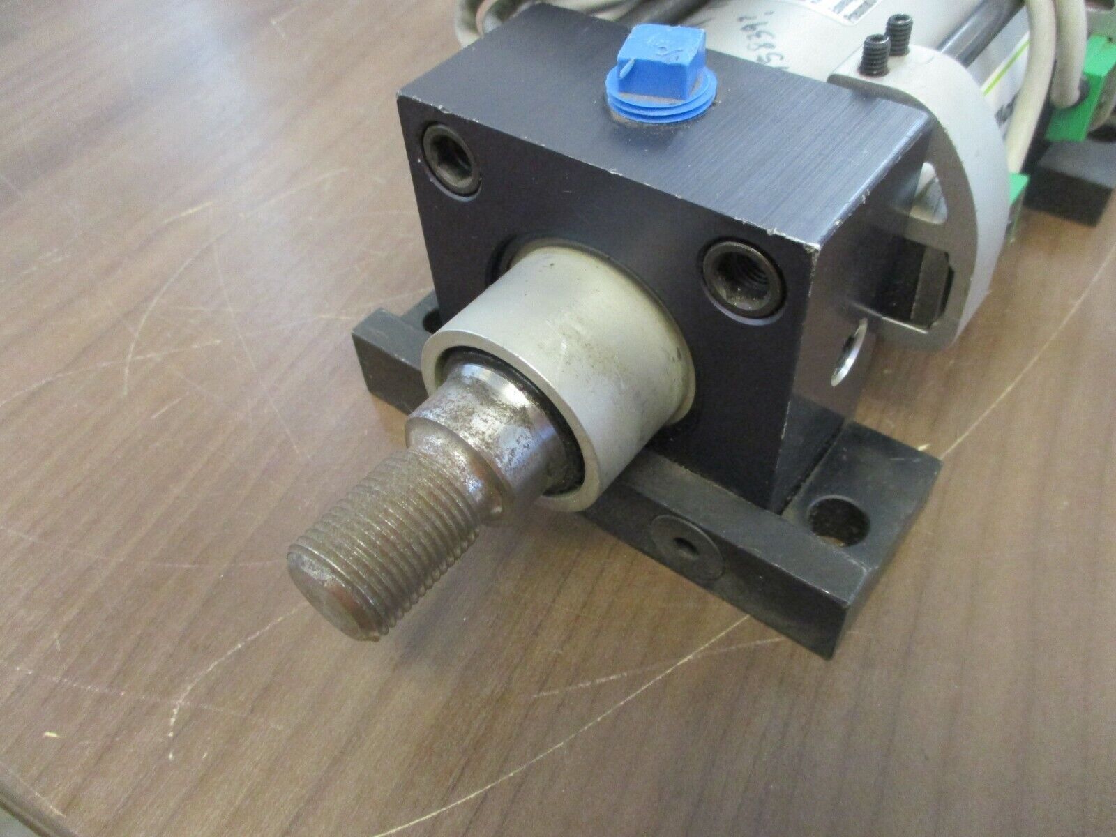 Miller Series AL Air Cylinder AL-72B2B-02.50-3.000-0100-N11A2-0 200PSI Used