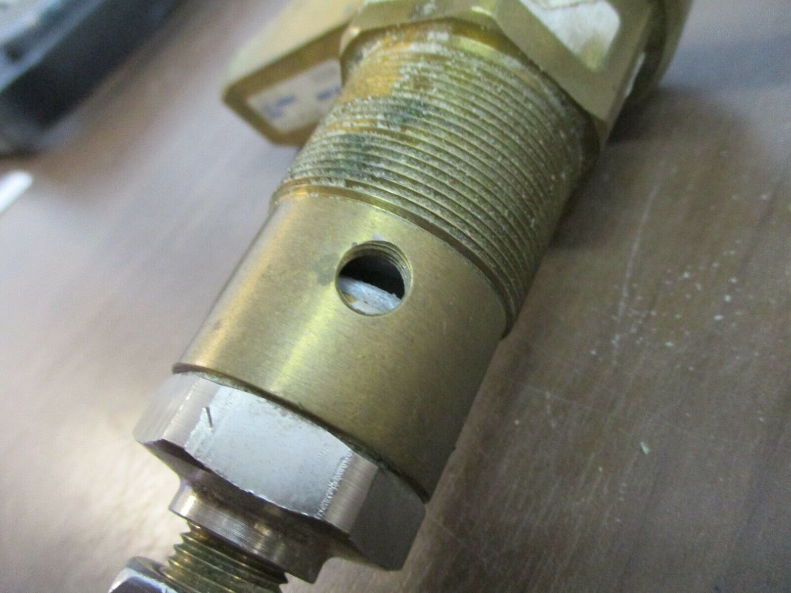 USG Gas Regulator SG3840320 Used
