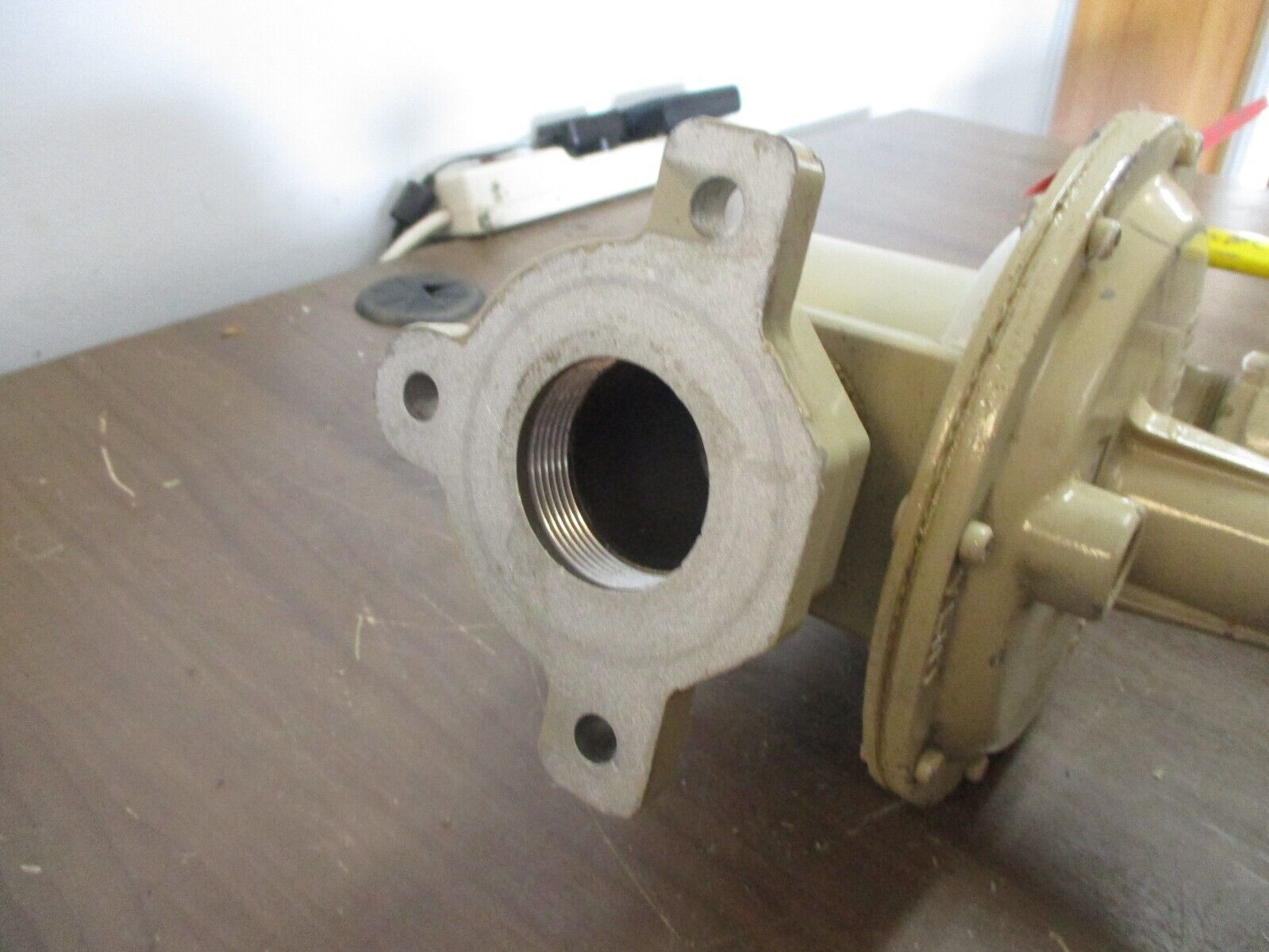 Maxitrol Regulator RV81 w/ GB-50 Valve Used
