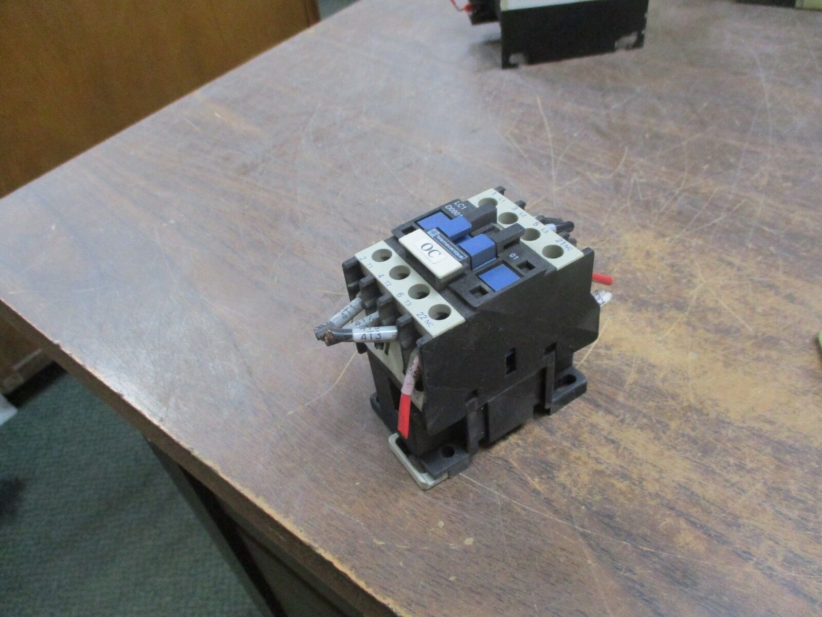 Telemecanique Contactor LC1 D0901 120V Coil Used
