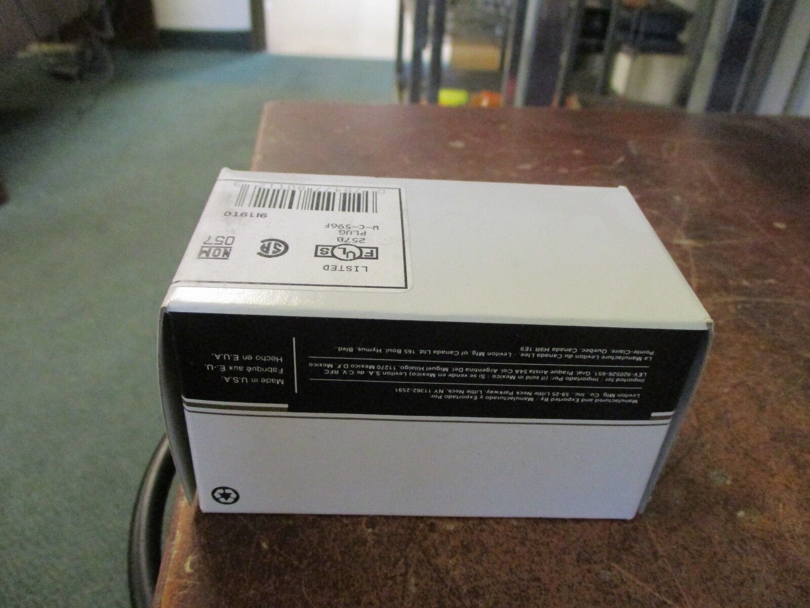 Leviton Locking Plug 2321 20A 250V 2P 3w "Lot of 3" New Surplus