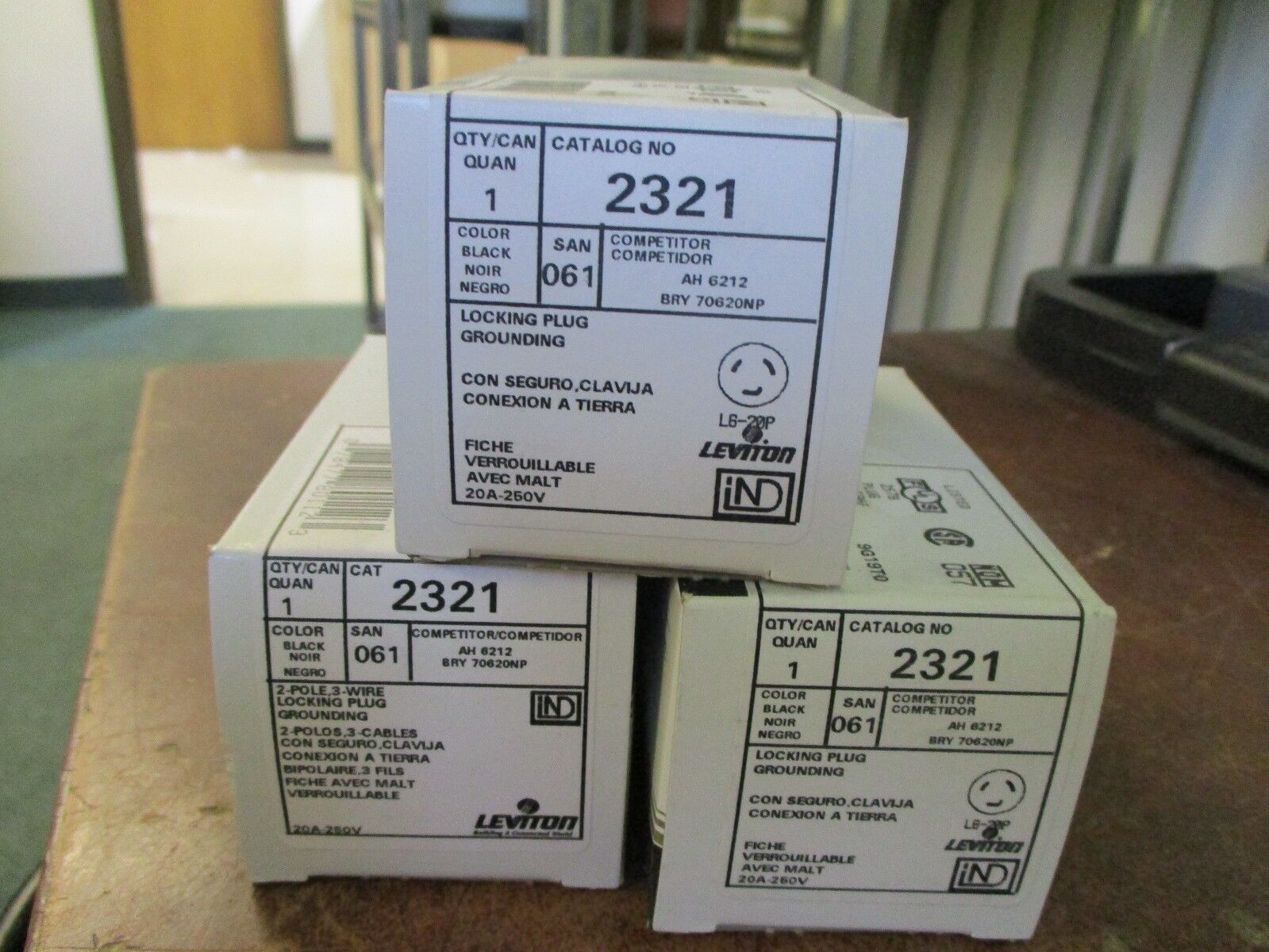 Leviton Locking Plug 2321 20A 250V 2P 3w "Lot of 3" New Surplus