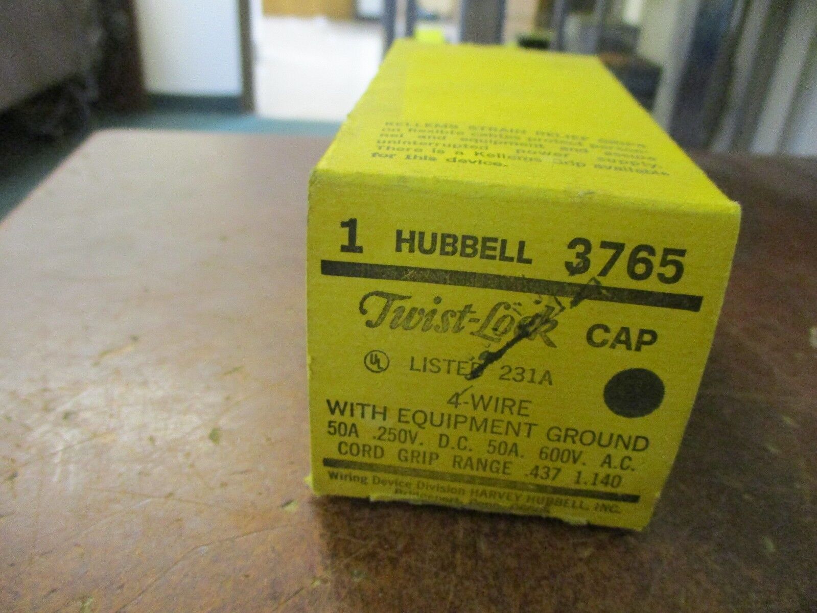 Hubbell Twist-lock plug 3765 50A 600V New Surplus