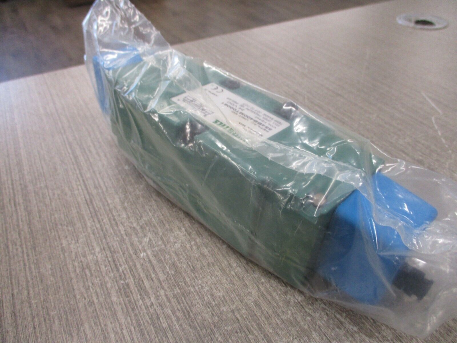 Numatics Solenoid Valve 554BB400MT00061 24VDC 150 PSIG *No Box* New Surplus