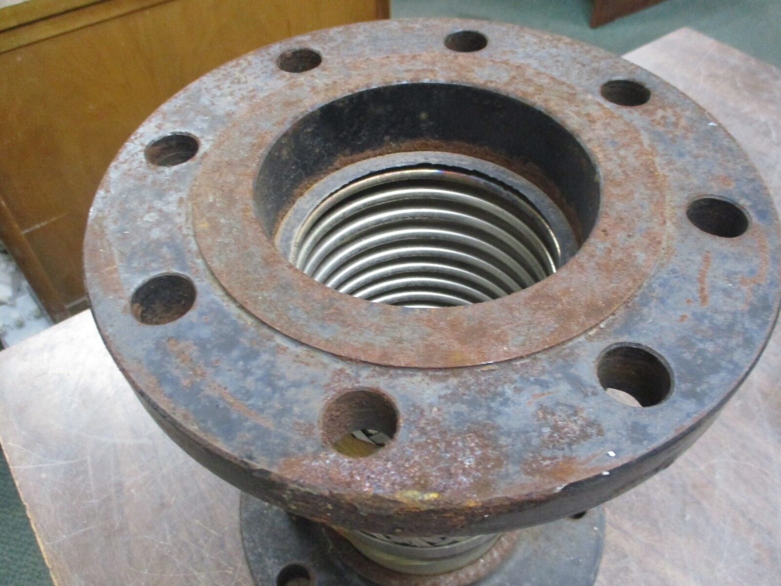 Misc. Brand Flanged Braided Flexible Connector Diameter: 4.5" Length: 11" Used