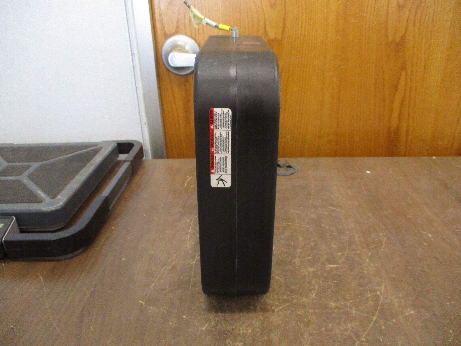 Square D Current Transformer 140R-502-001 Ratio 5000:1A 600V 25-400Hz 10kV BIL
