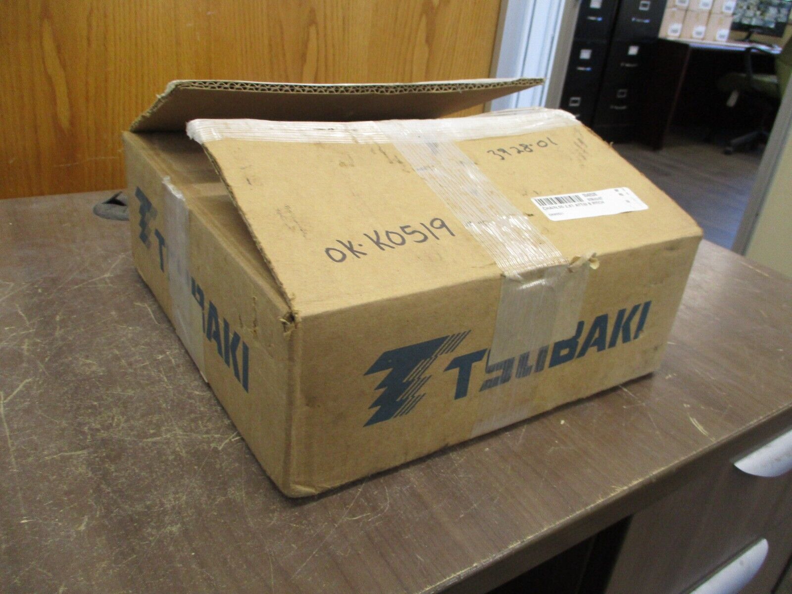 Tsubaki Roller Chain 50-2 Length: 10ft New Surplus