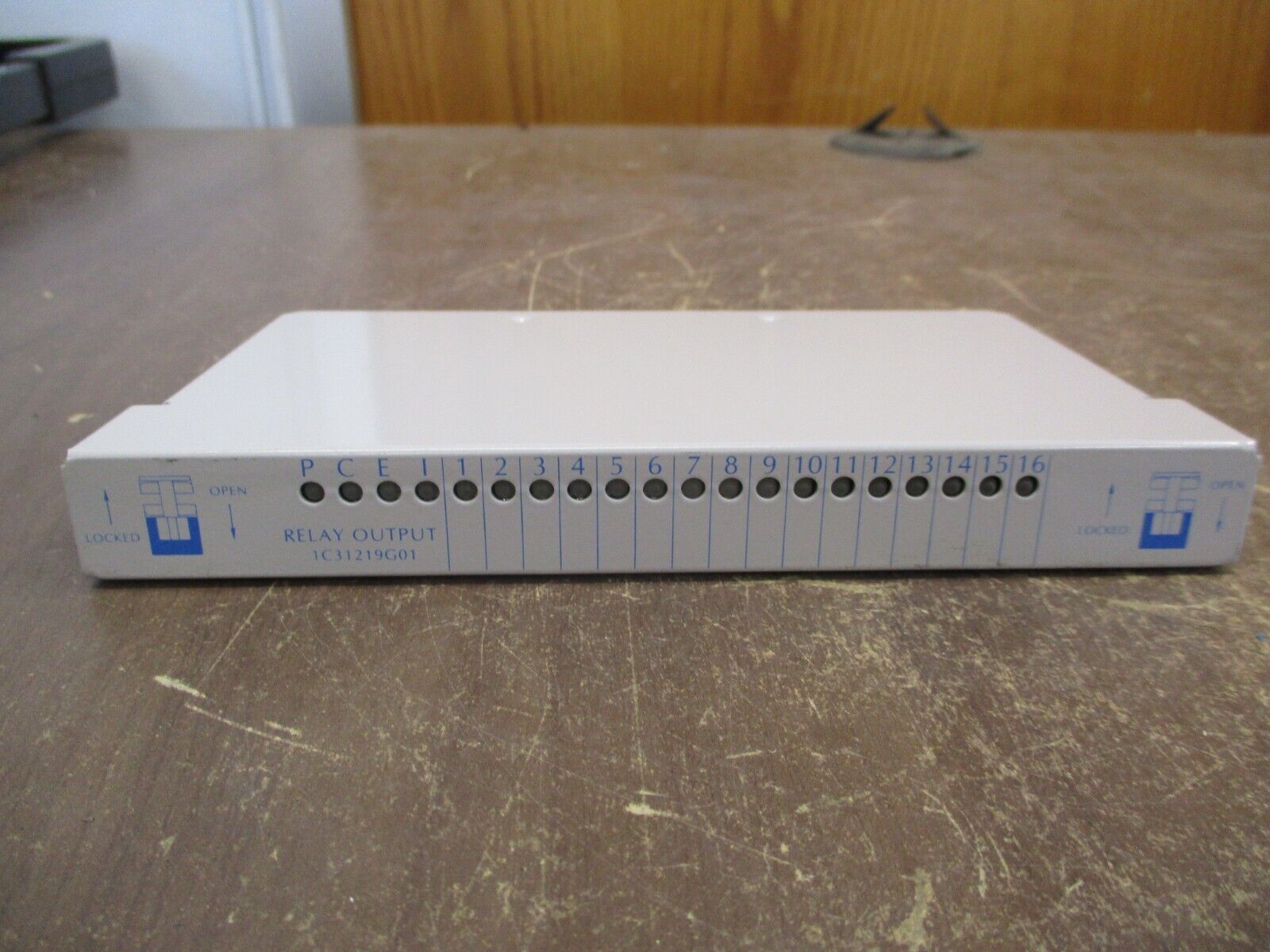 Emerson Ovation Relay Output Module 1C31219G01 Used