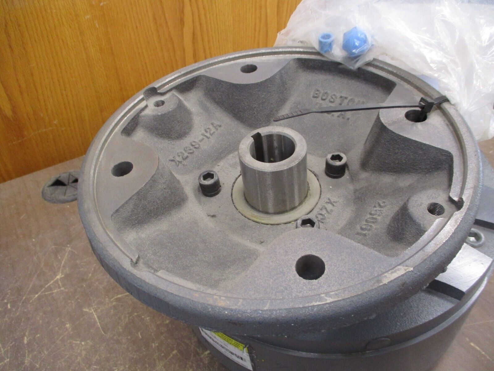 Boston Gear Helical Reducer F239D-17-B9 4.96HP In, 1750RPM In Ratio 17.28:1 Used