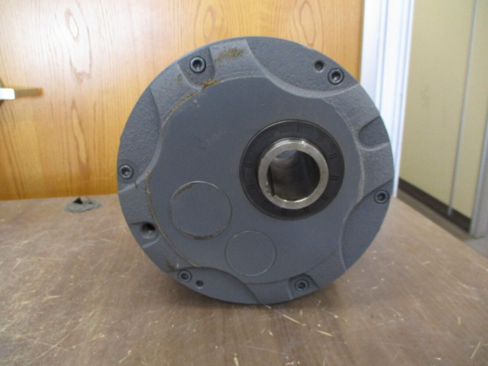 Boston Gear Helical Reducer F239D-17-B9 4.96HP In, 1750RPM In Ratio 17.28:1 Used