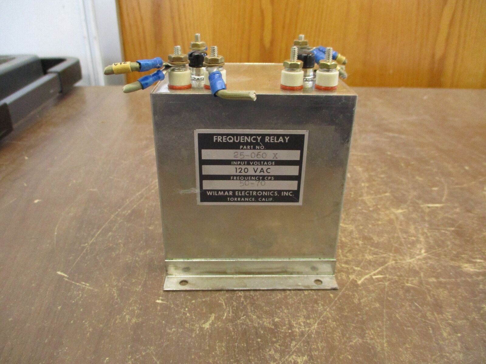 Wilmar Frequency Relay 25-060 X 120VAC 50-70Hz Used