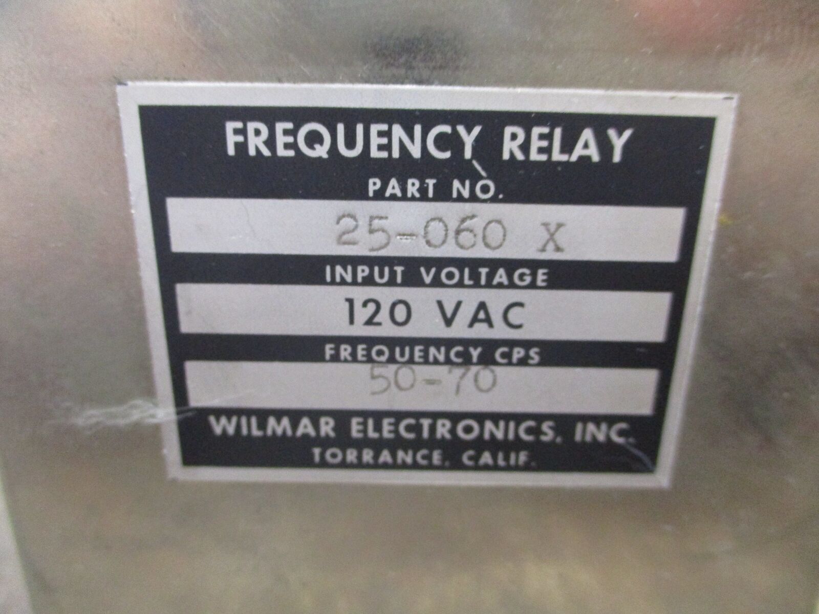 Wilmar Frequency Relay 25-060 X 120VAC 50-70Hz Used
