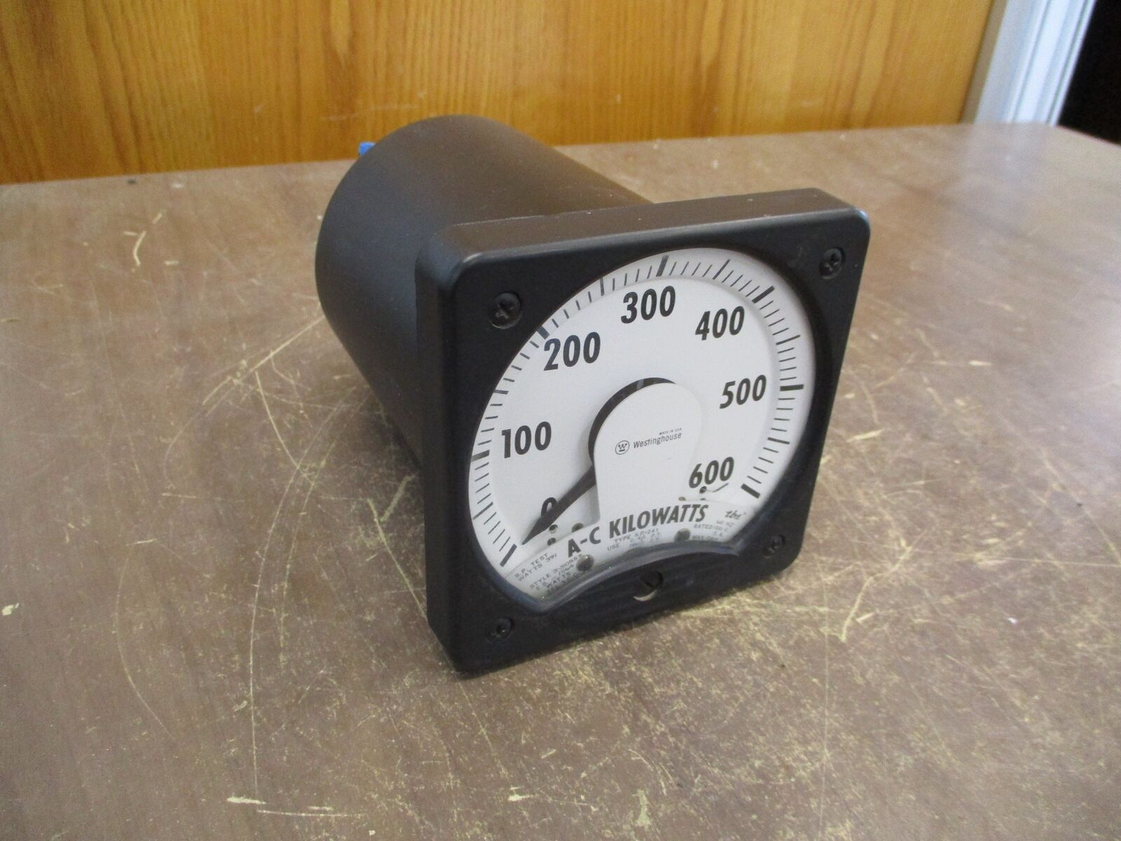 Westinghouse Type KP-241 AC Kilowatt Meter 3-50552 Range: 0-600KW 120V 60Hz Used