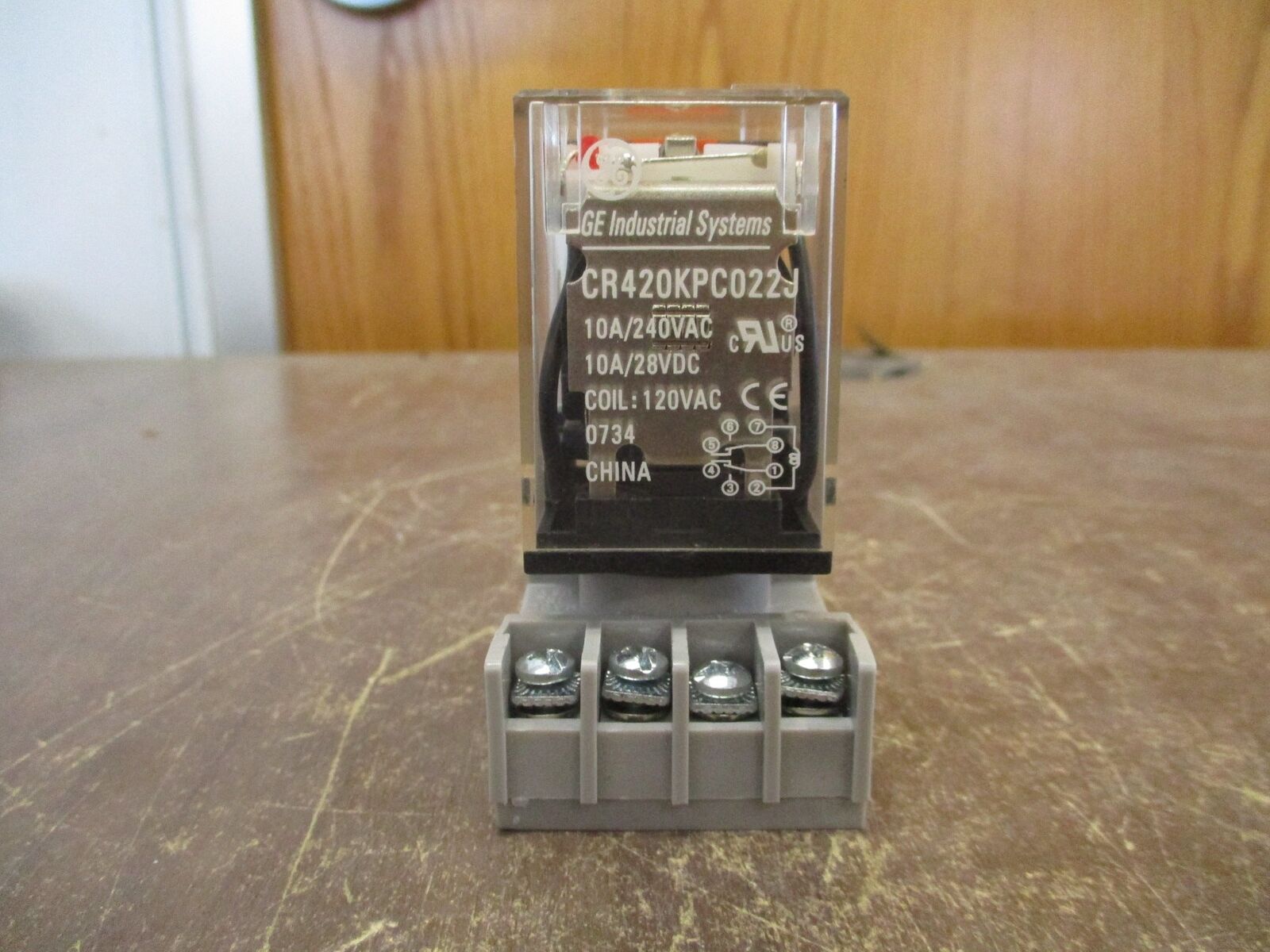GE Relay CR420KPC022J 120V Coil w/ Base Used