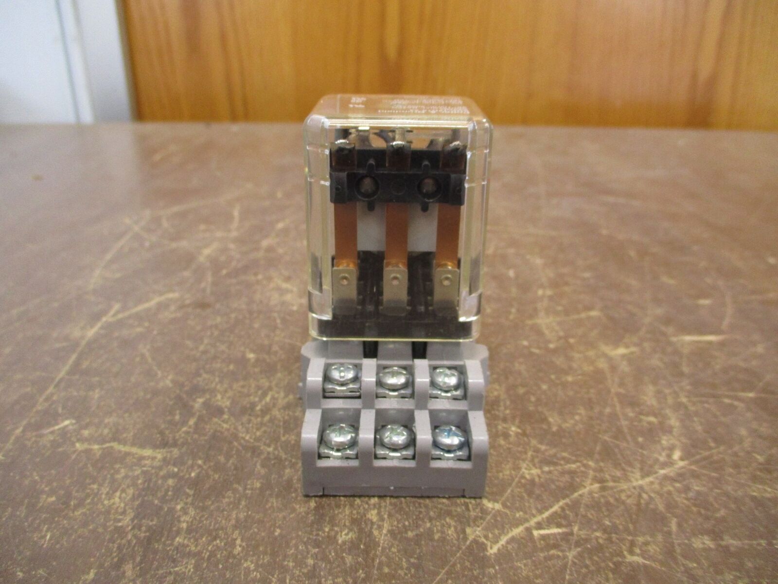 Potter & Brumfield Relay KUP-14D15-24 24VDC Coil w/ Base *Lot of 2* Used