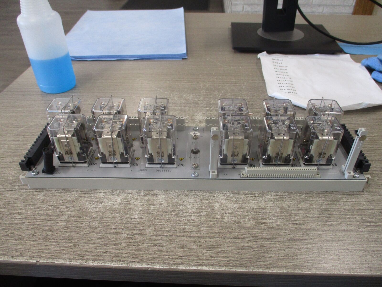 Emerson Ovation Relay Assembly 5A26458G05 Rev. 09 *Loose mount* *Broken Clip* Us