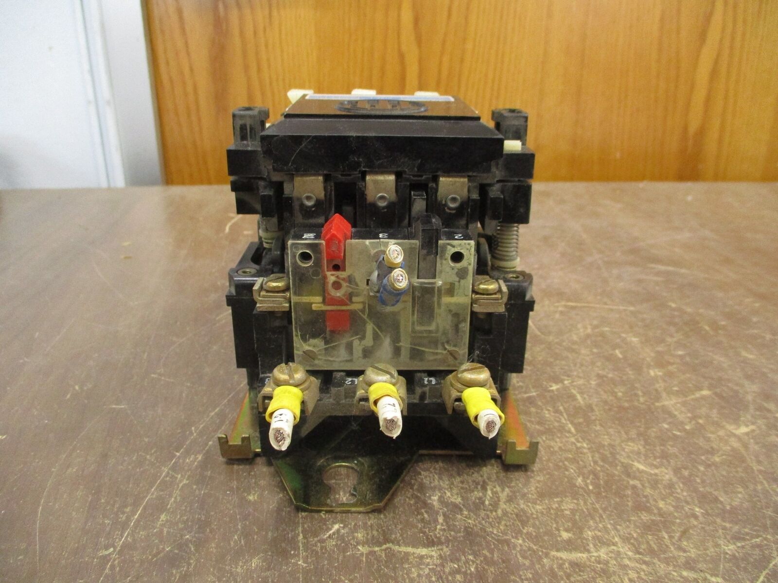 ITE Size 1 Starter A203C 120V Coil 30A 600V Used