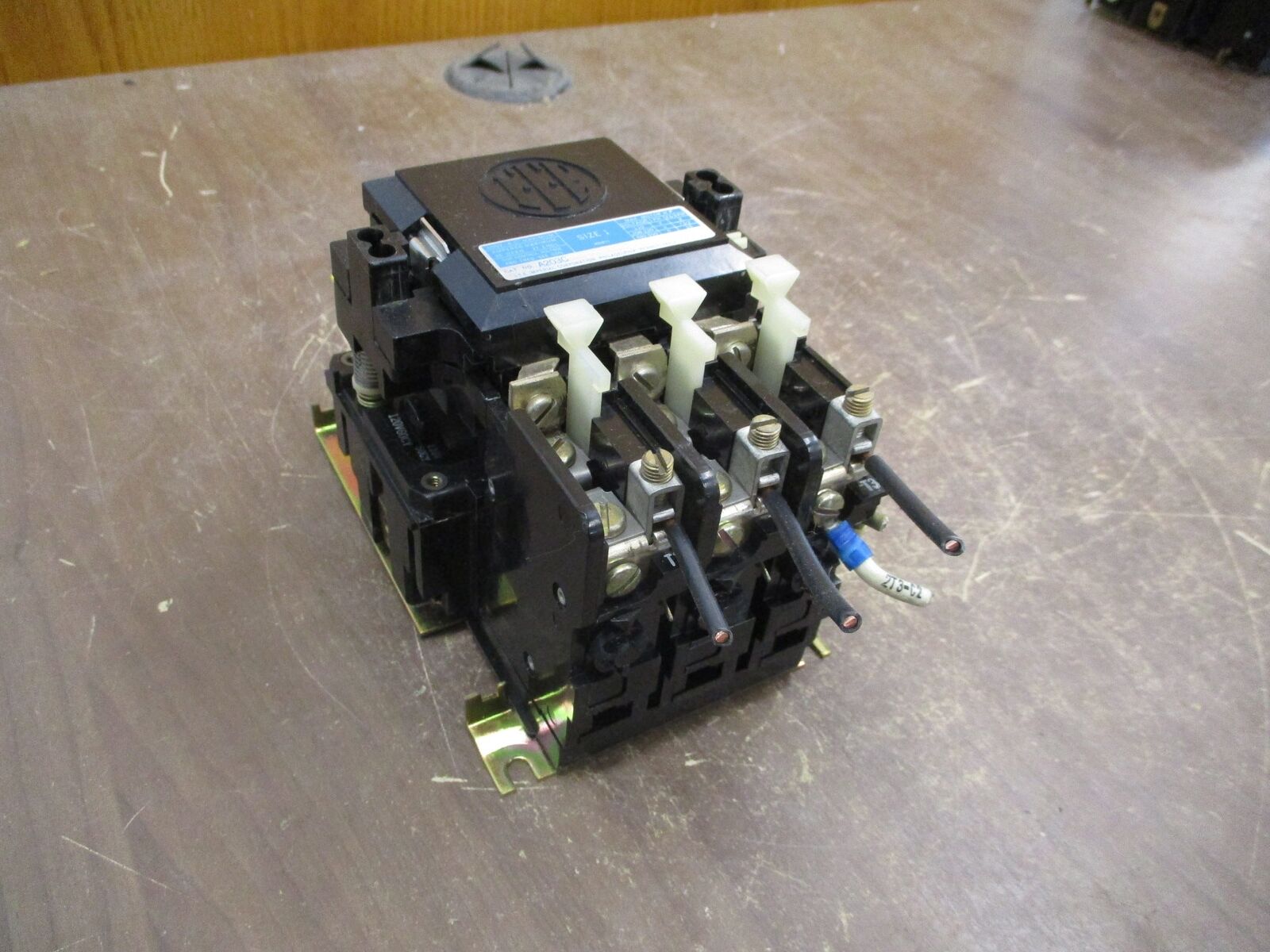 ITE Size 1 Starter A203C 120V Coil 30A 600V Used