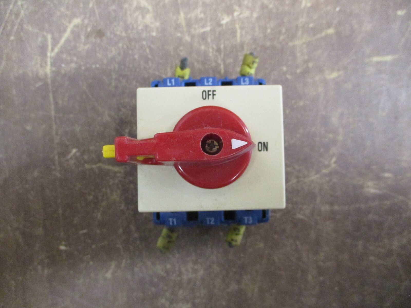 Kraus & Naimer Disconnect Switch KG41-K300 40A Used