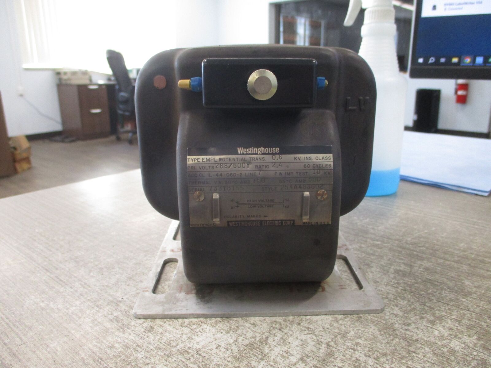 Westinghouse Type EMPL Potential Transformer 254A483G02 Pri: 500Y/288V Ratio 2.4