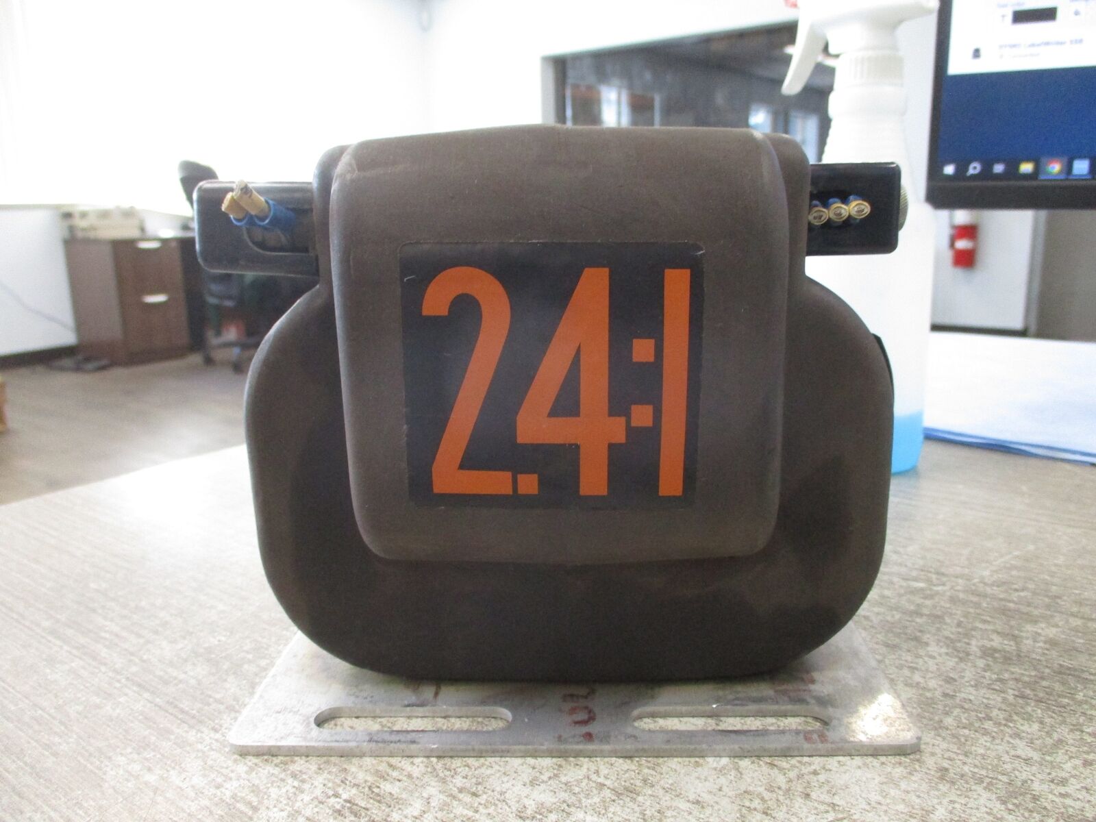 Westinghouse Type EMPL Potential Transformer 254A483G02 Pri: 500Y/288V Ratio 2.4