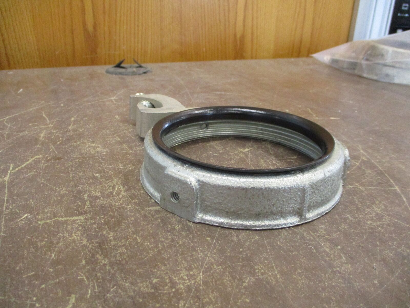 Elecman Insulated Ground Bushing MGB 400 4" *No Box* New Surplus