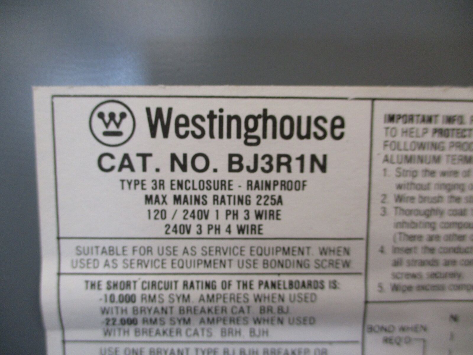Bryant 3R Main Lug Load Center BJ3R1N 225A 120/208/240VAC 3Ph 4W New Surplus