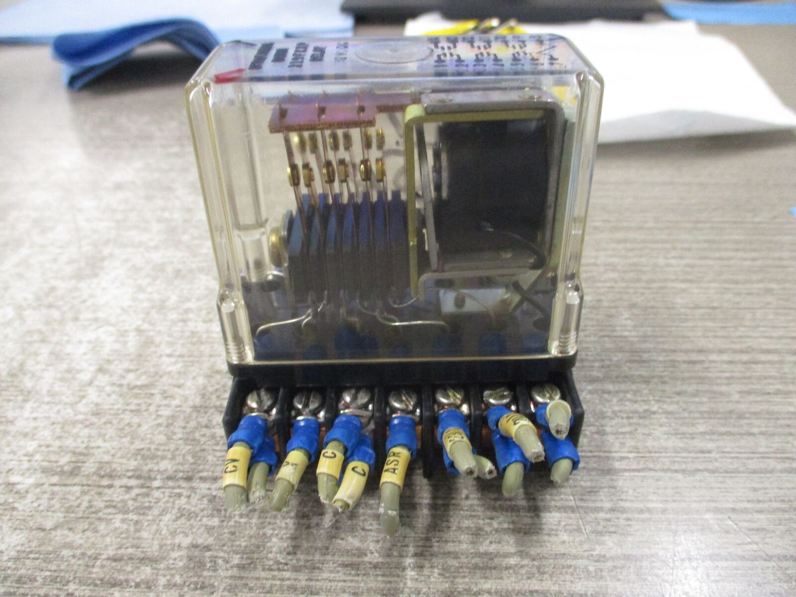 Struthers Dunn Relay 219FXXP 32VDC Coil W/Base Used