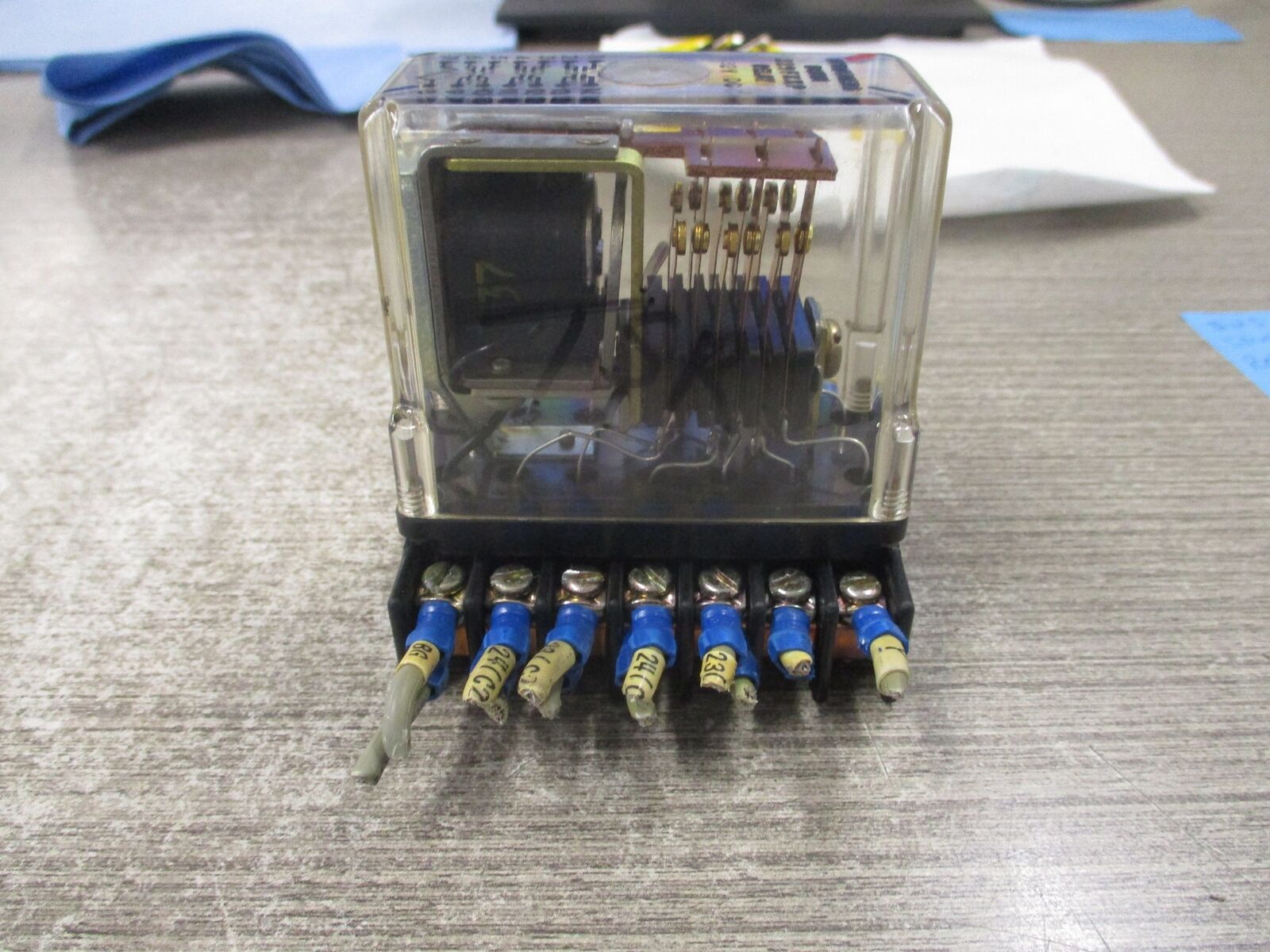 Struthers Dunn Relay 219FXXP 32VDC Coil W/Base Used