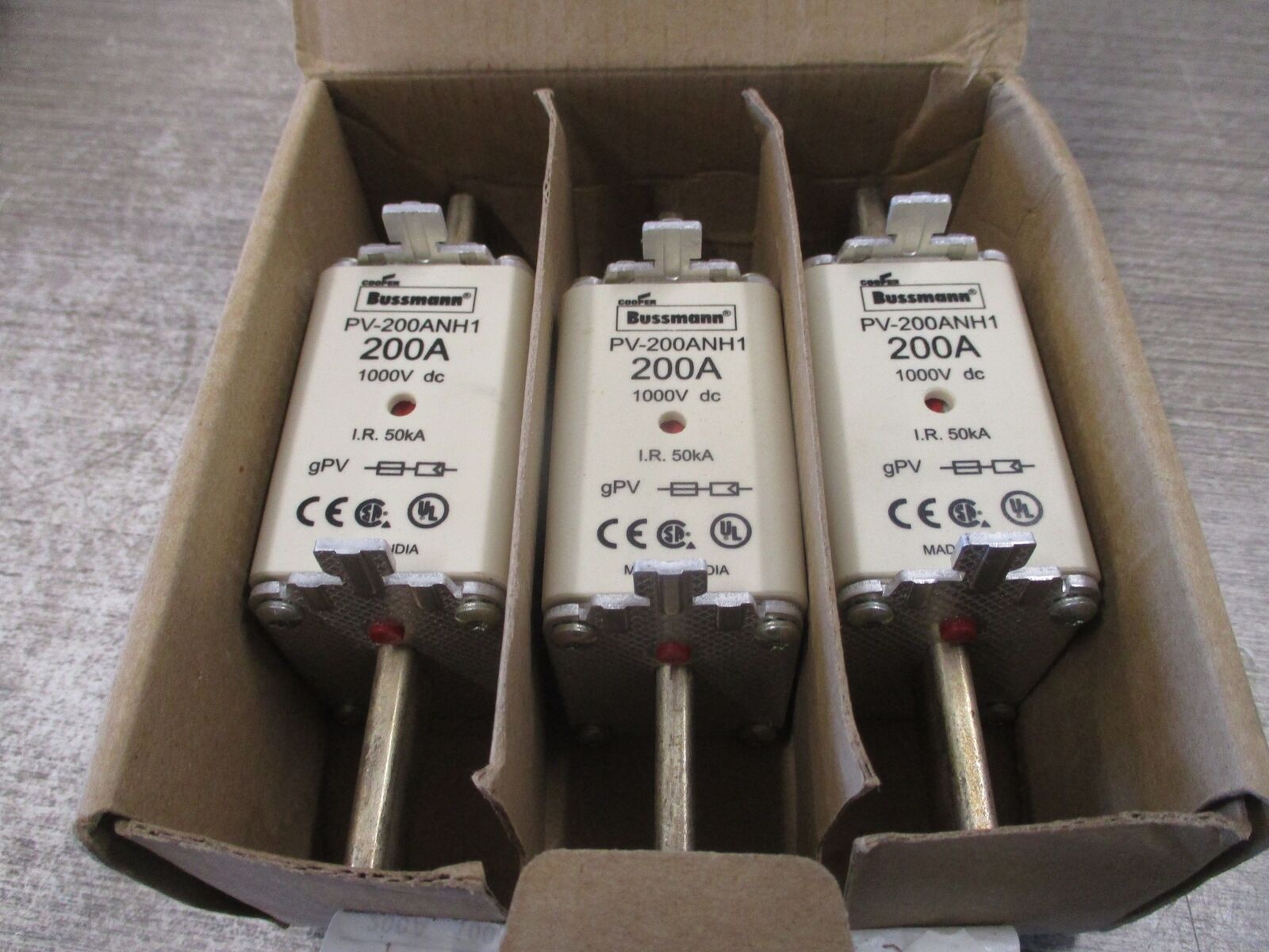 Bussmann Photovoltaic Fuse PV-200ANH1 200A 1000VDC *Box of 3* New Surplus