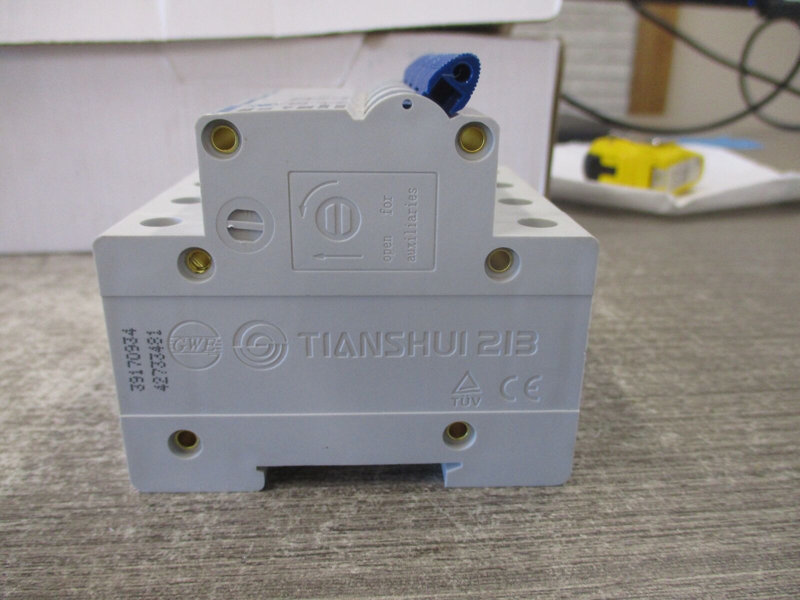 Tianshui 213 Circuit Breaker GSB2 C63 415V 63A 4P New Surplus