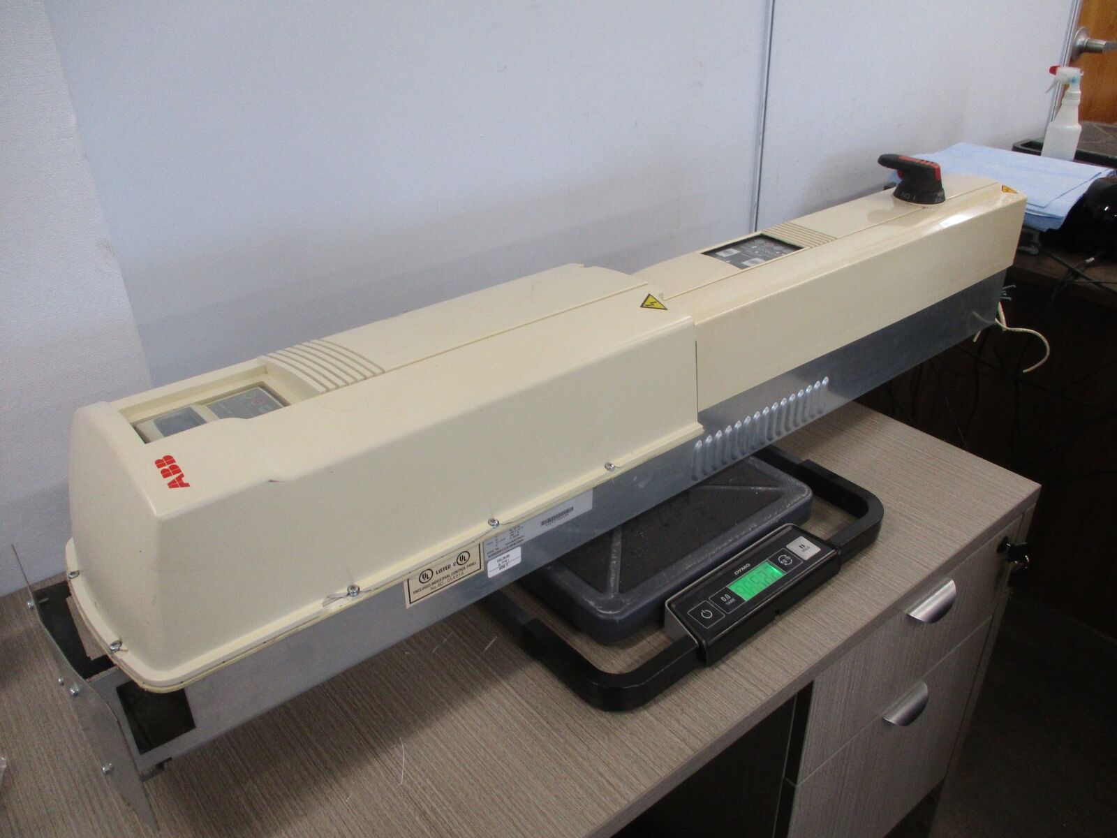 ABB ACH401 AC Drive W/Bypass ACH401601135+B0BE000 15HP 9Ph Input:3PH 380-480V 21